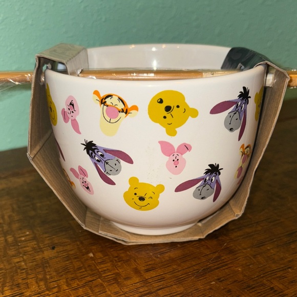 NWT Disney Winnie the Pooh Bowl with Chopsticks - Picture 3 of 3